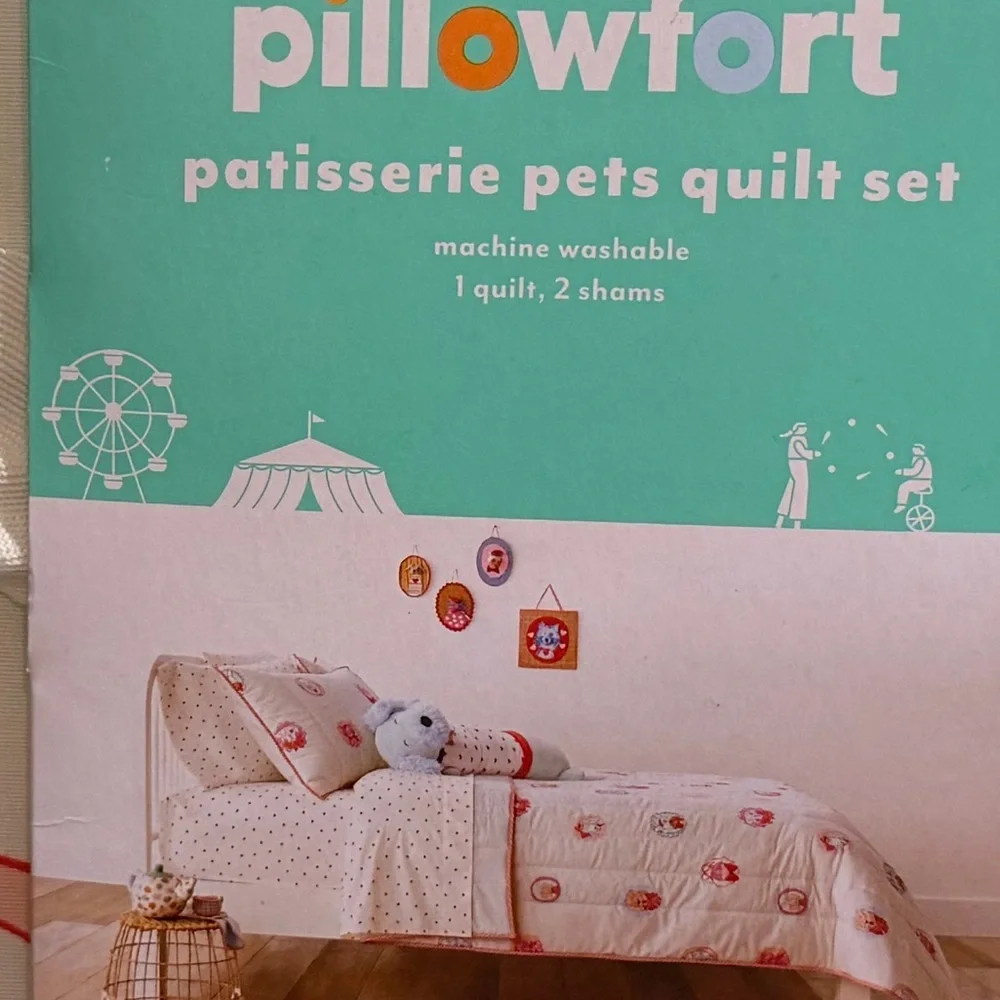 Patisserie Pet Shoppe Kids' Quilt Set - full/queen new